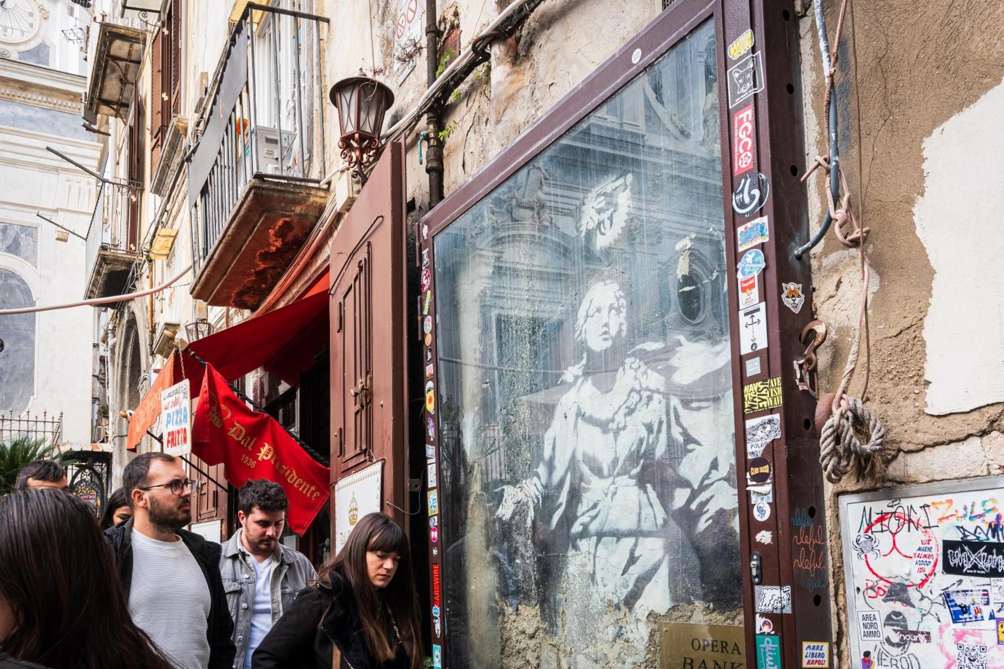 La Maschera Di Pulcinella Nápoly Kültér fotó
